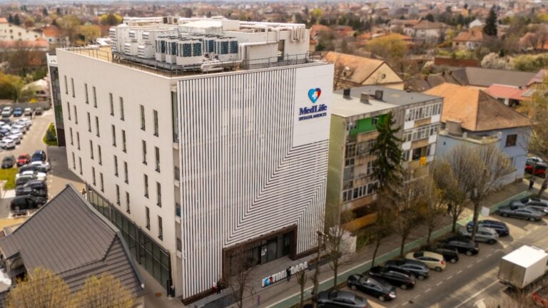 MedLife Medici’s investește în endoscopie spinală și aduce noi standarde în neurochirurgia minim invazivă din vestul țării